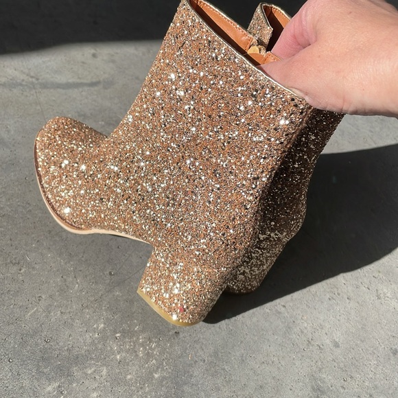 Hey Girl by Corkys tan extreme glitter boots size 8 never worn - Picture 7 of 17